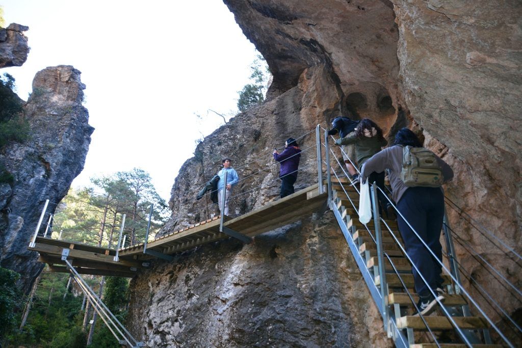Parrizal-Beceite-pasarelas-excursión-Matarraña-Posada Guadalupe-Monroyo 