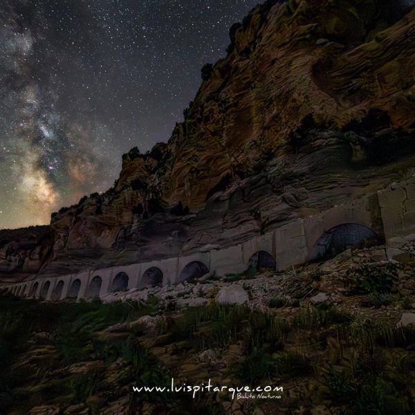 Milky Way over Monroyo Aragón dark sky photo by Luis Pitarque