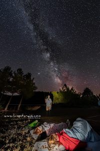 Observers under the Milky Way in Monroyo dark sky Spain photo by Luis Pitarque
